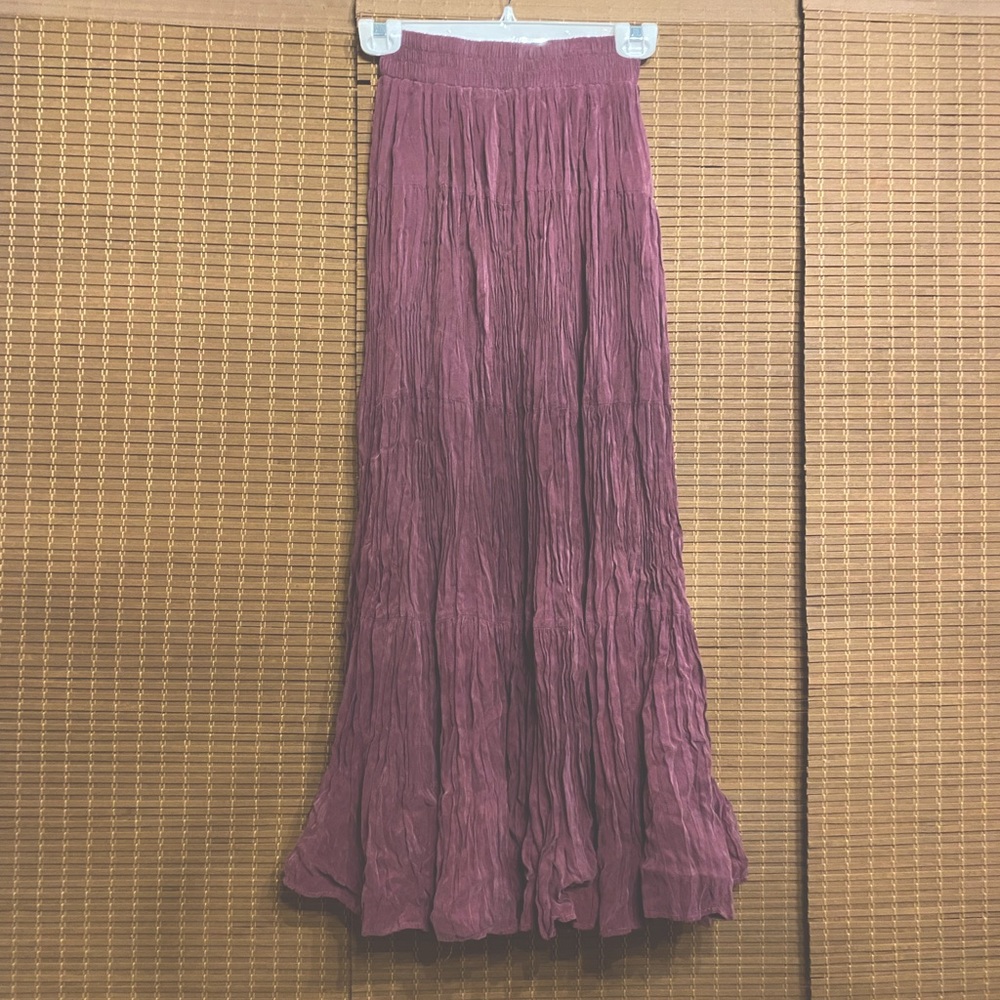 Longhorn by Dry River Western Wear XS Mauve Bemburg Rayon Tiered Skirt.